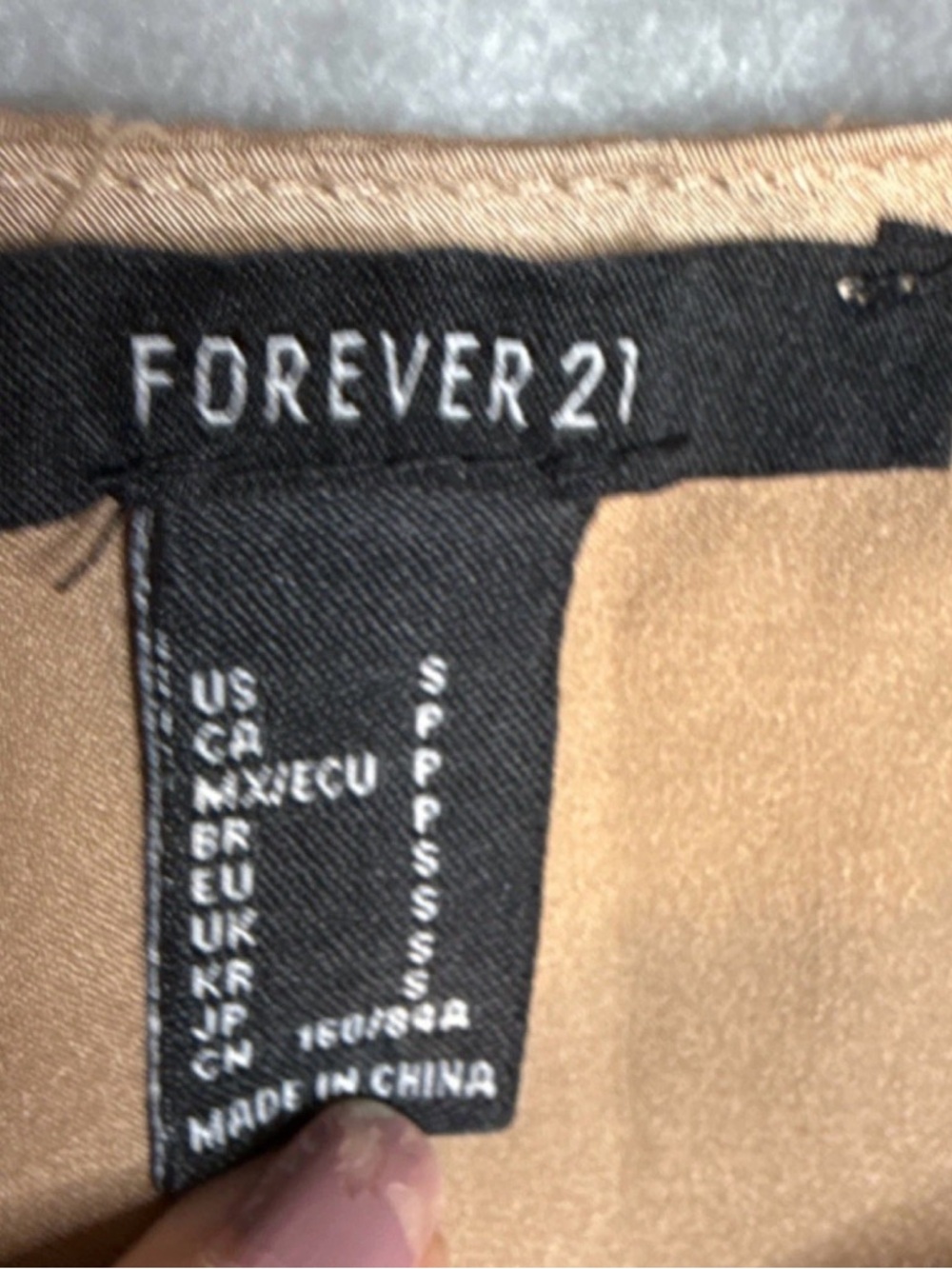 FOREVER 21 S‎ Beige Satin Ruched Spaghetti Strap Cowl Neck Camisole Boho - Picture 2 of 6